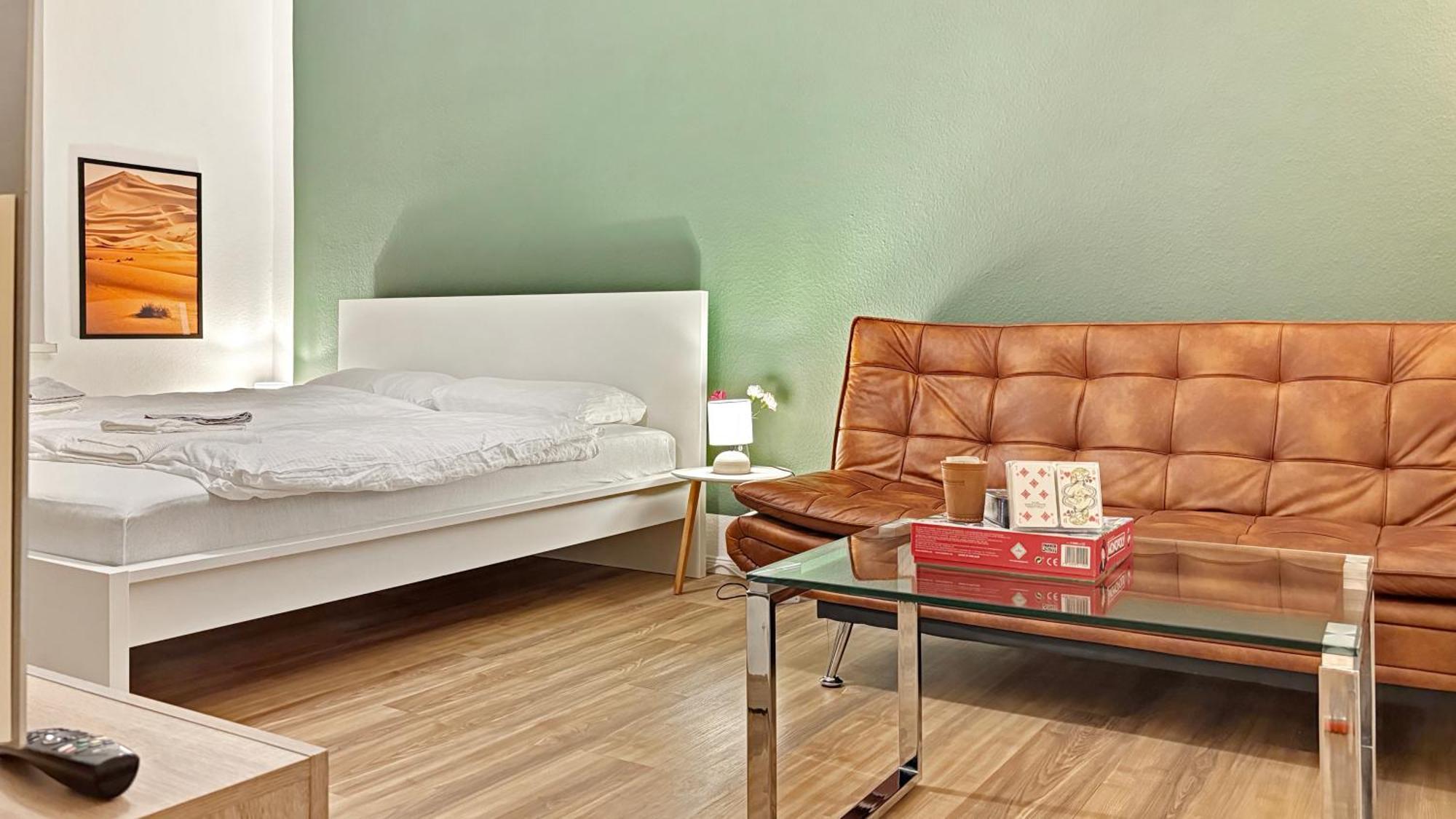 Urban, List, Stadtwald, Ml-kanal Apartment *